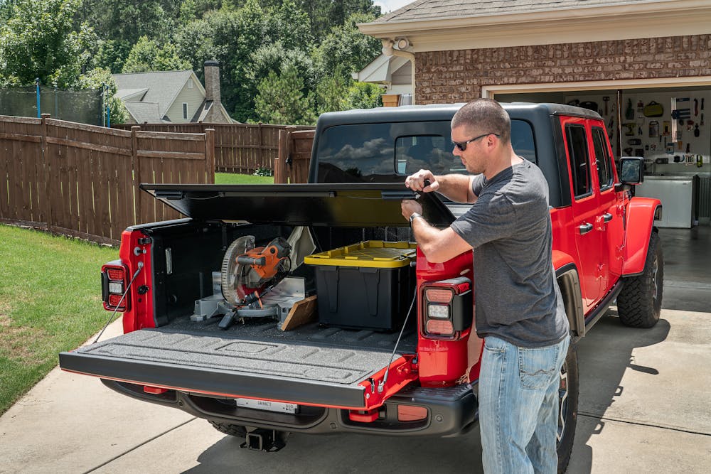 Tonneau Cover Installation in DFW — What to Expect | MobileBedCovers.com