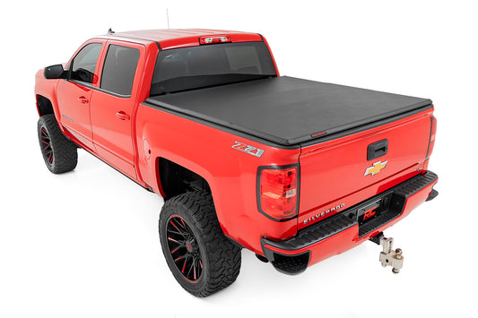 Rough Country - Soft Tri-Fold Bed Cover - 5'9 In. Bed - Chevy/GMC 1500 (14-18 & Classic)