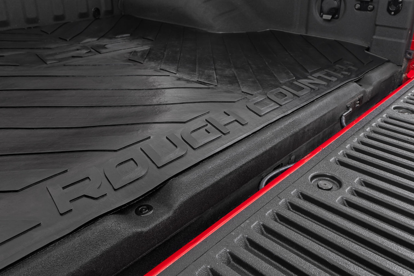 Rough Country - Bed Mat - 5' Bed - RC Logo - Nissan Frontier 2WD/4WD (2005-2025)