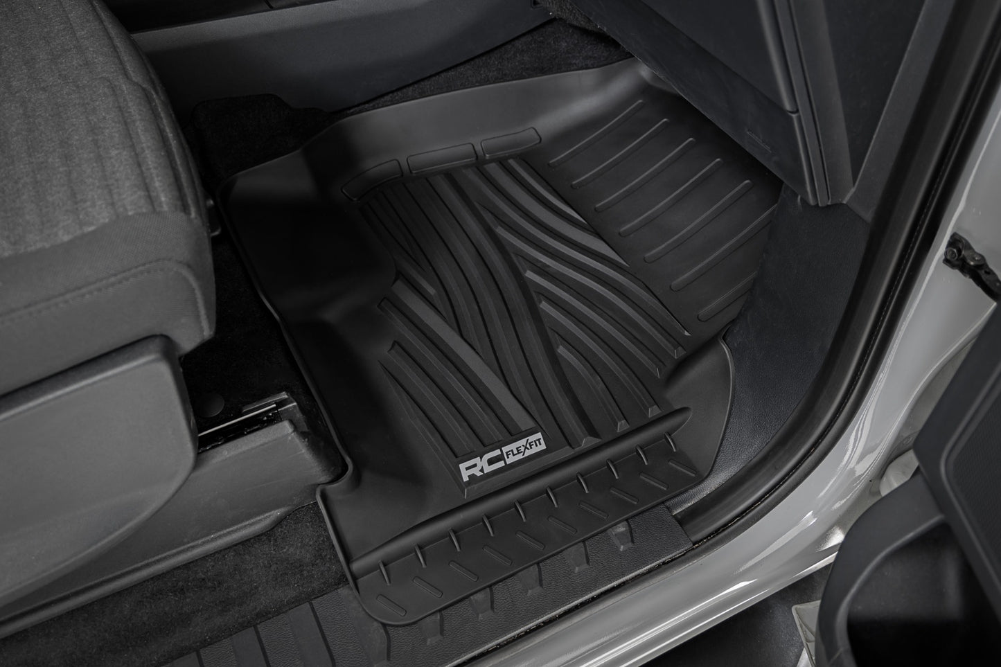 Rough Country - Flex-Fit Floor Mats - Front - Ford F-150 (15-25)/F-150 Lightning (22-25)/Raptor (17-25)